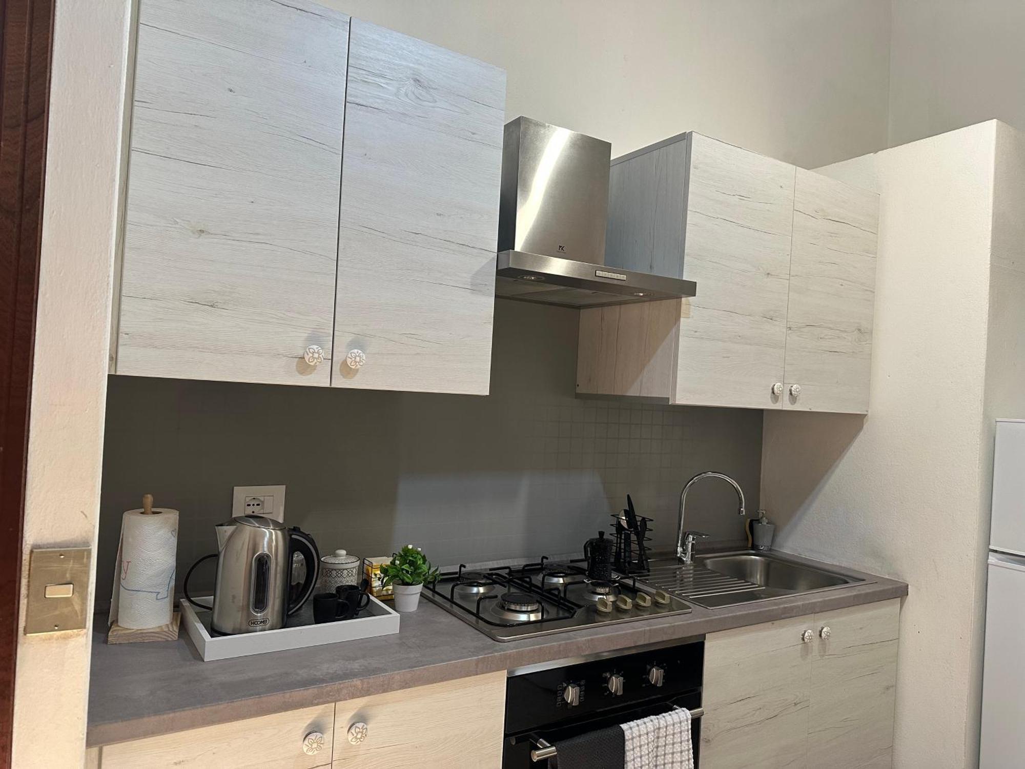 Flat In City Centre Tirano - 10 Minutes From Bernina Express Appartement Buitenkant foto